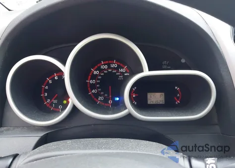 2010 Pontiac Vibe from USA, damaged, VIN 5Y2SP6E09AZ417260